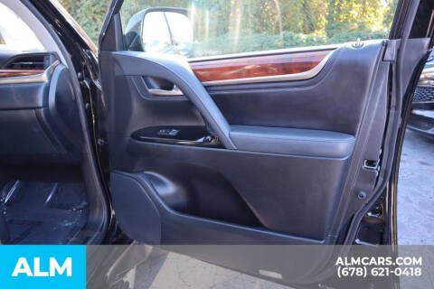 2020 Lexus LX 570 Two-Row