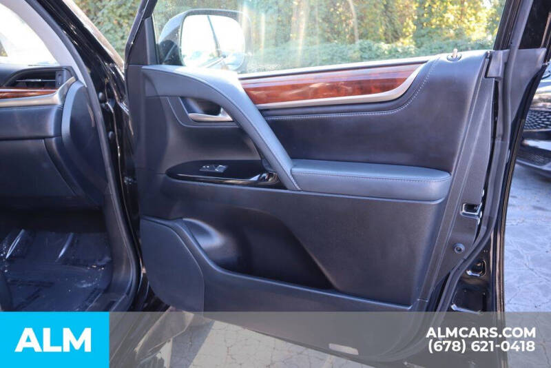 2020 Lexus LX 570 Two-Row