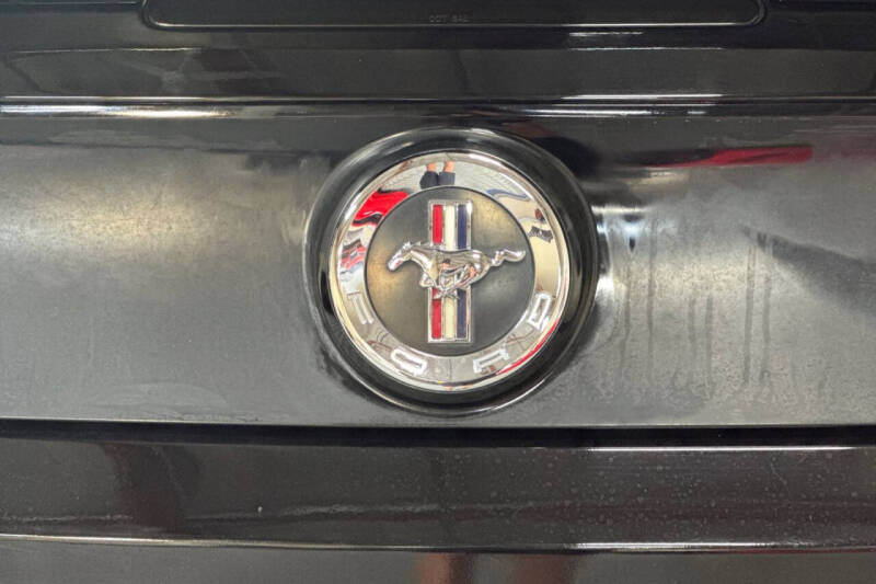 2013 Ford Mustang V6