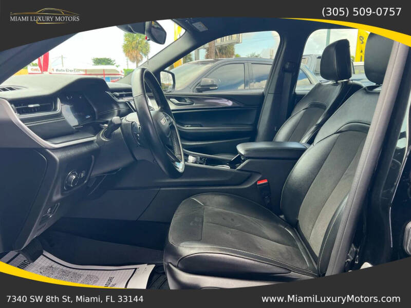 2022 Jeep Grand Cherokee Altitude