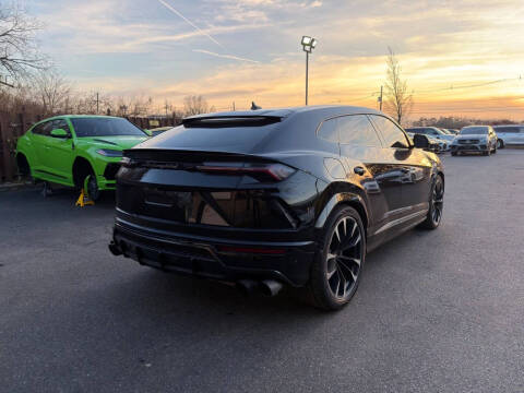 2020 Lamborghini Urus