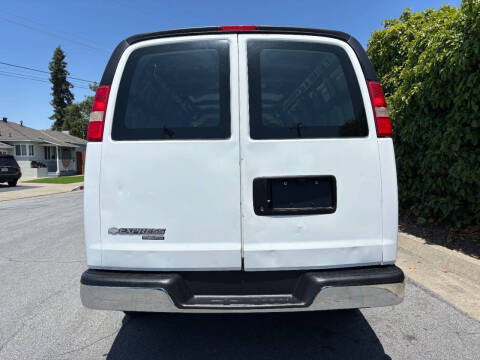 2013 Chevrolet Express 2500