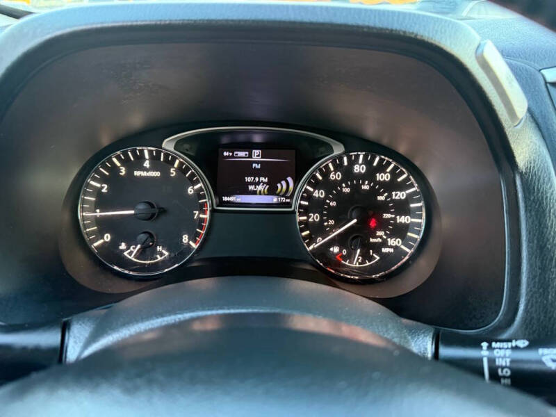 2017 Nissan Pathfinder S