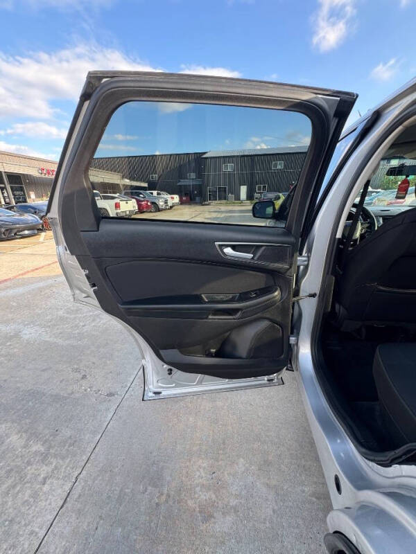 2017 Ford Edge SE