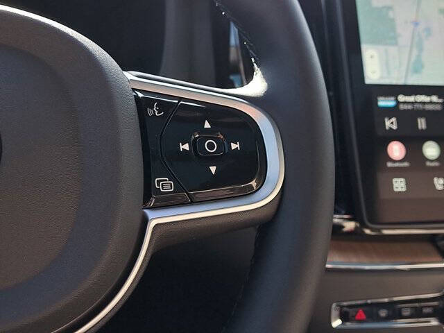 2026 Volvo XC60 B5 Core