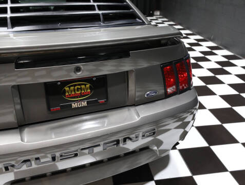 2002 Ford Mustang GT Deluxe