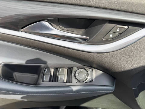 2022 Buick Enclave Essence