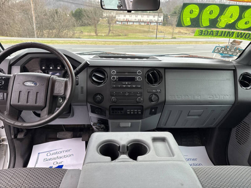 2011 Ford F-250 Super Duty XL