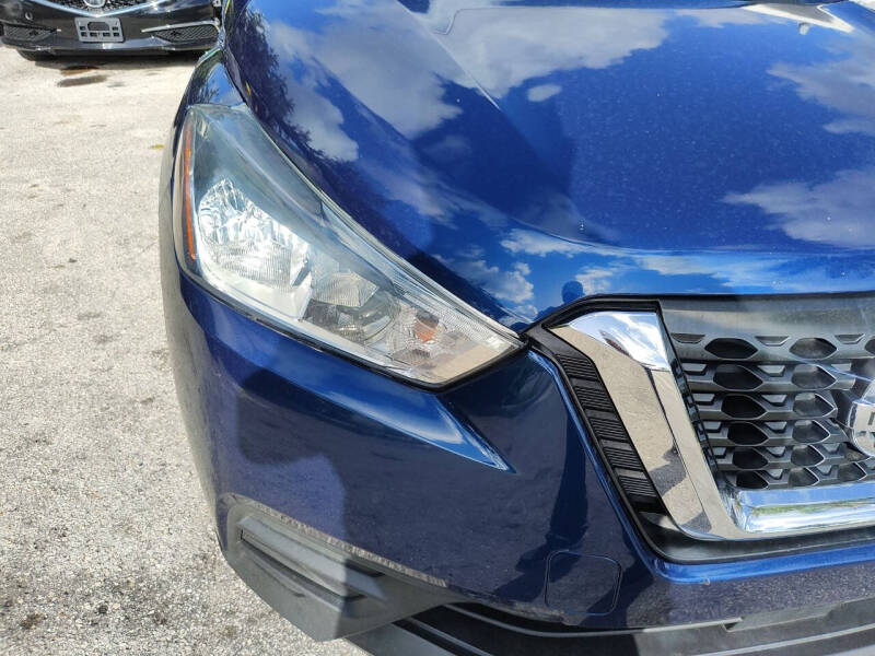 2020 Nissan Kicks SV