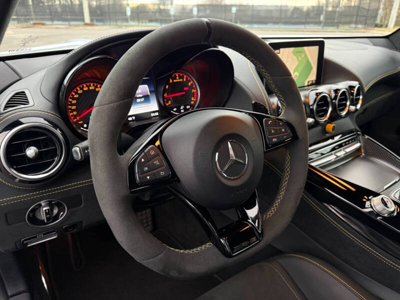 2018 Mercedes-Benz AMG GT R