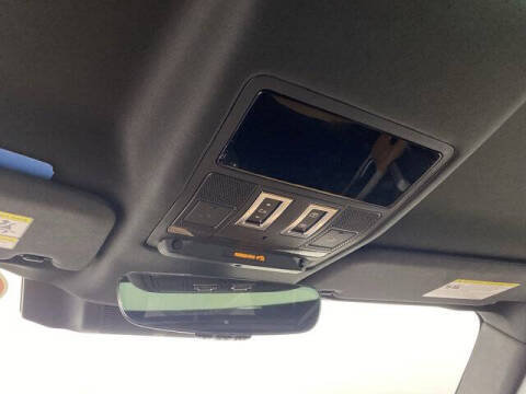 2023 Land Rover Defender 90 X-Dynamic SE