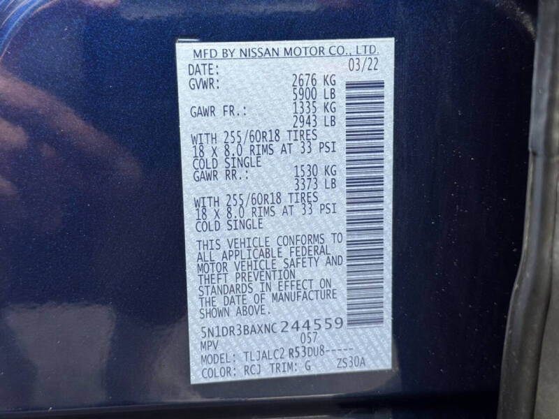 2022 Nissan Pathfinder SV