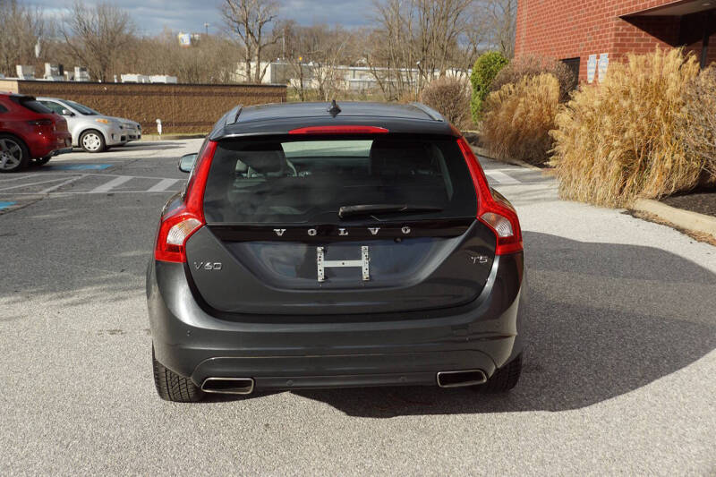 2016 Volvo V60 T5 Drive-E Premier