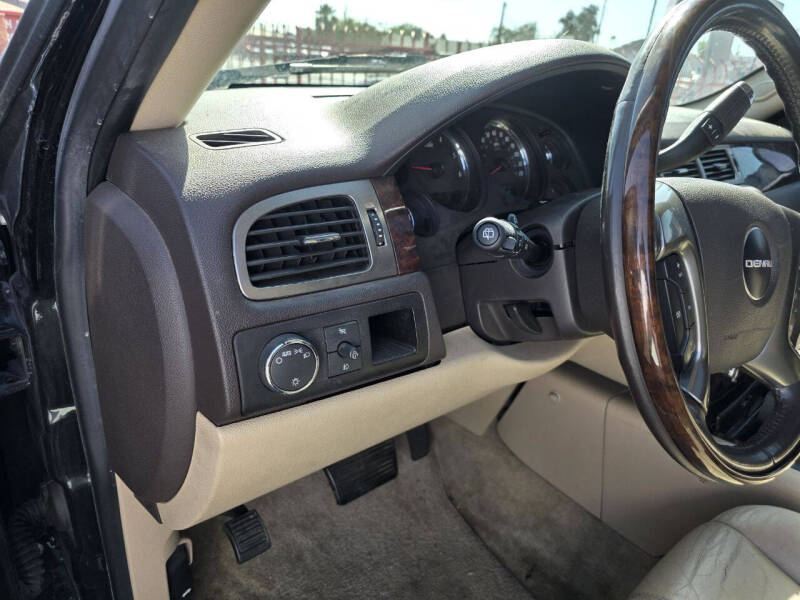 2007 GMC Yukon Denali