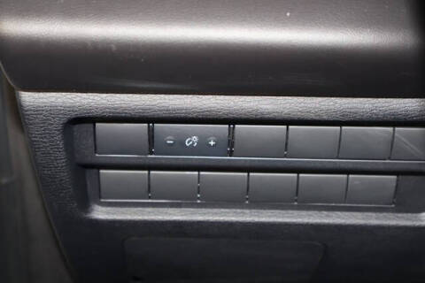 2024 Mitsubishi Outlander ES