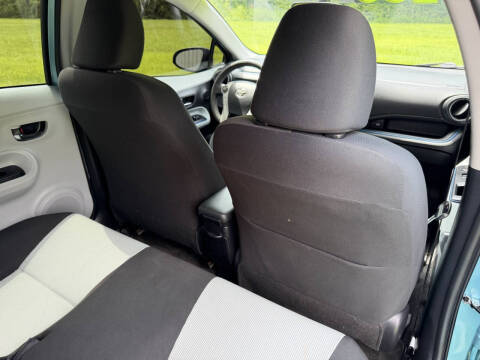 2013 Toyota Prius c Three