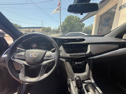 2021 Cadillac XT5 Luxury