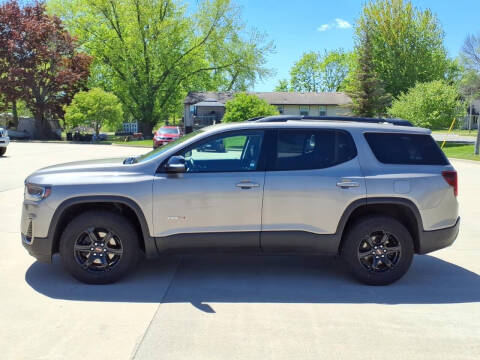 2023 GMC Acadia AT4