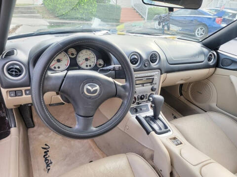 2004 Mazda MX-5 Miata Cloth