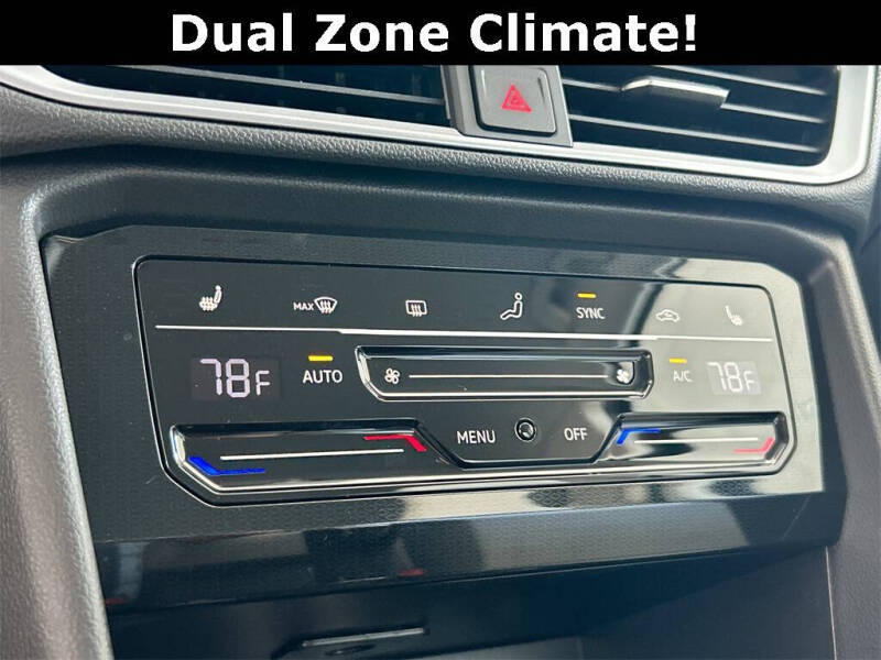 2025 Volkswagen Taos SE