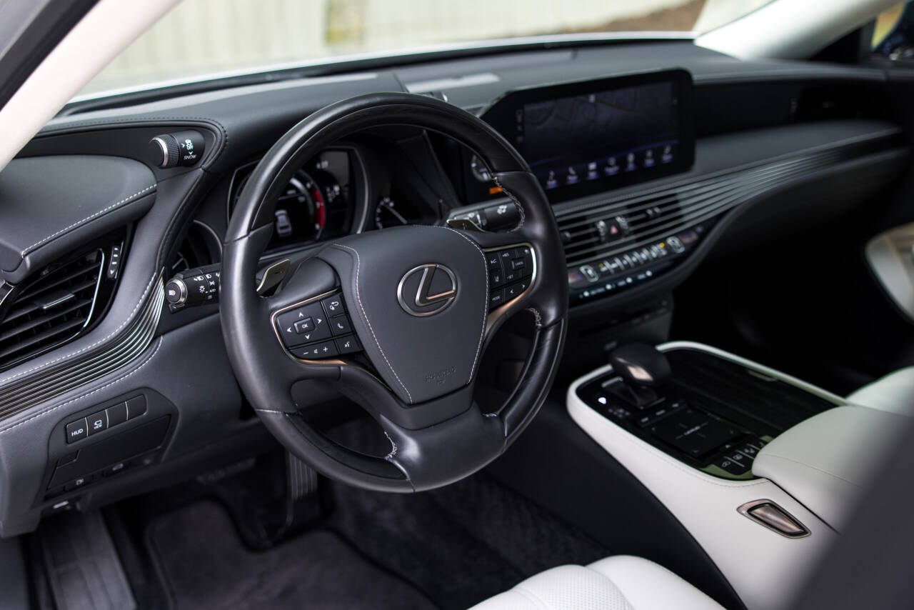 2022 Lexus LS 500 57