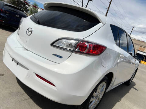 2013 Mazda MAZDA3 i Touring