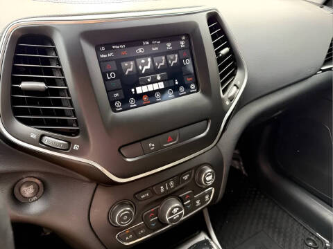 2019 Jeep Cherokee Altitude