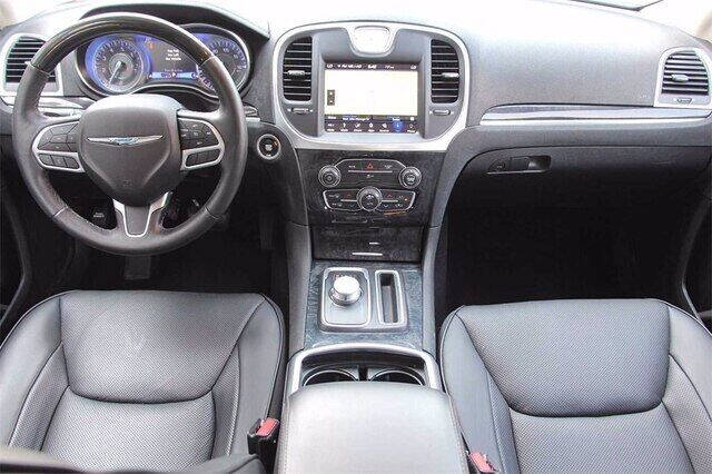 2019 Chrysler 300 Limited