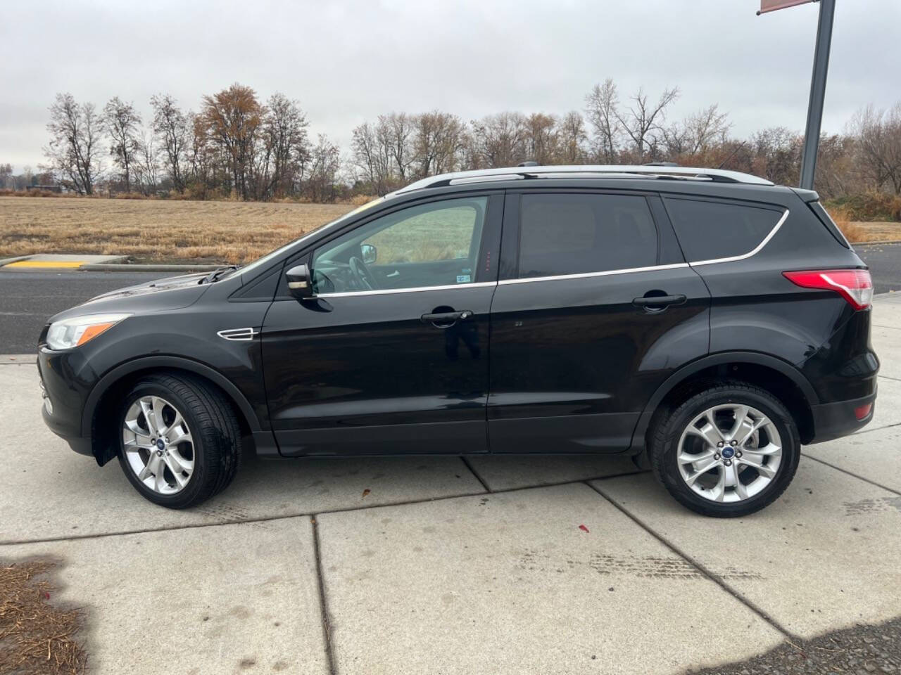 2014 Ford Escape for sale at WALLA WALLA AUTO SALES in Walla Walla, WA