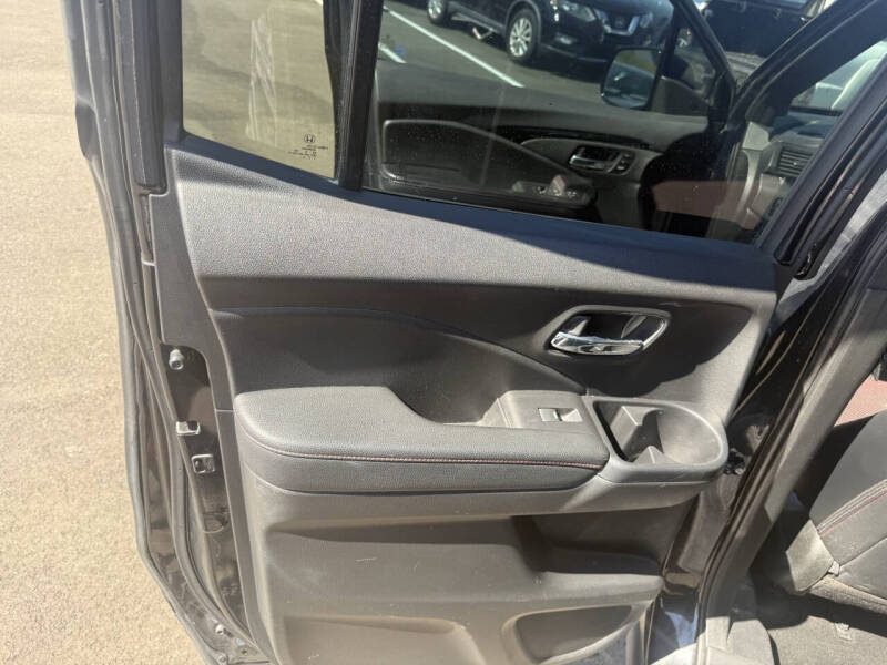 2019 Honda Ridgeline Black Edition