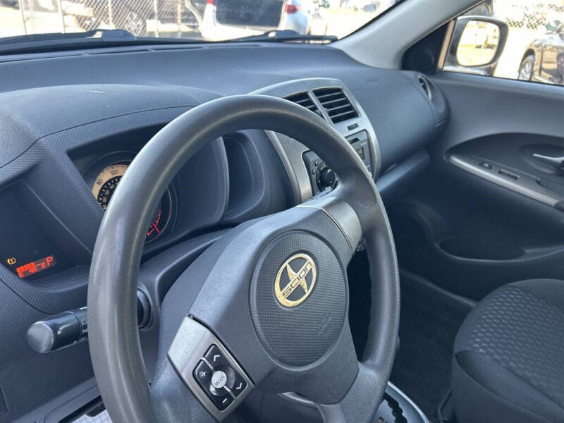 2013 Scion xD