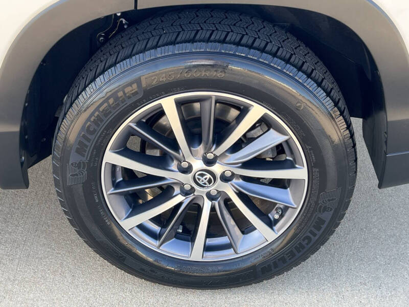 2018 Toyota Highlander Limited Platinum