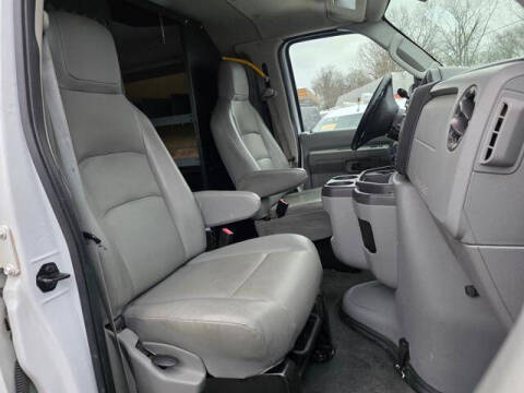 2013 Ford E-Series E-250