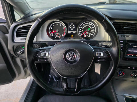 2015 Volkswagen Golf TSI S