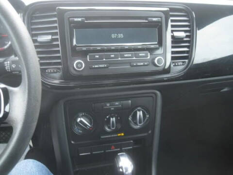 2014 Volkswagen Beetle 1.8T Entry PZEV