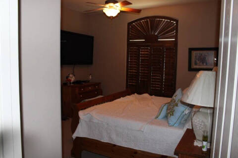 1985 custom home 3600 ft