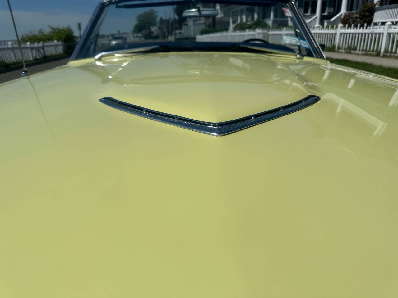 1966 Ford Thunderbird 16