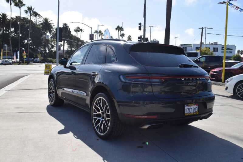 2020 Porsche Macan