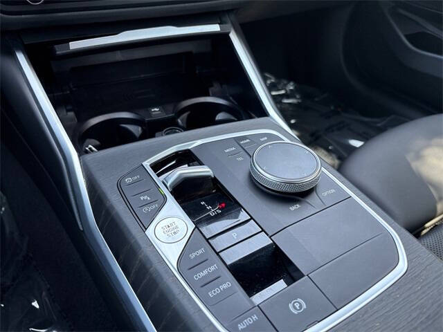 2023 BMW 3 Series 330i