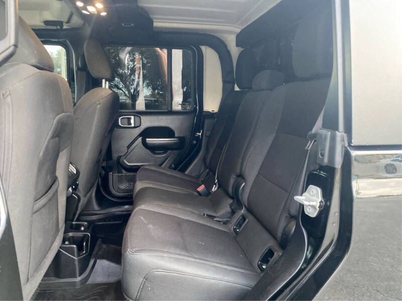 2022 Jeep Gladiator Altitude