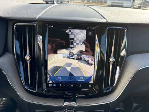 2025 Volvo XC60 B5 Plus Dark Theme