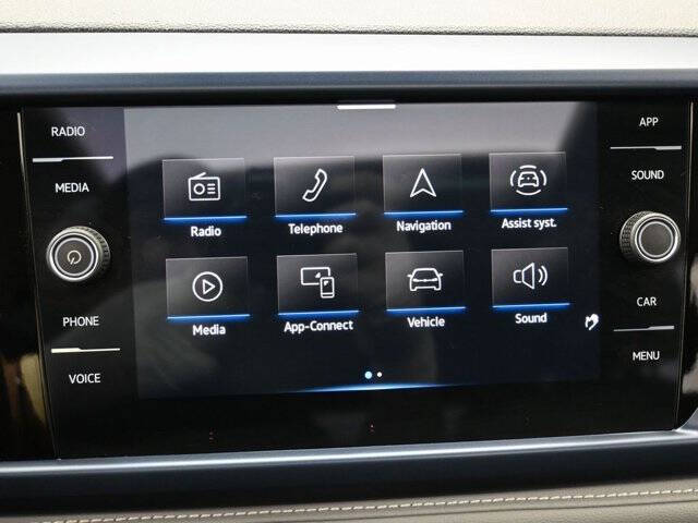 2024 Volkswagen Taos SE 4Motion