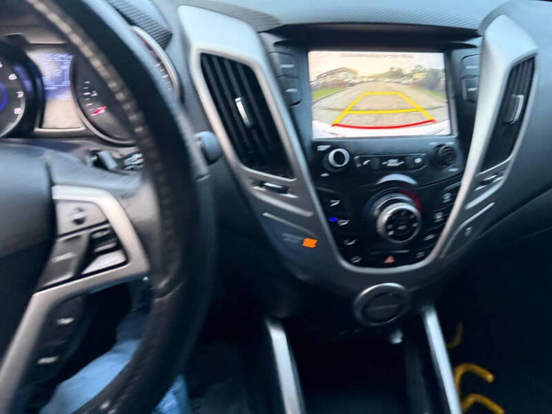 2017 Hyundai Veloster