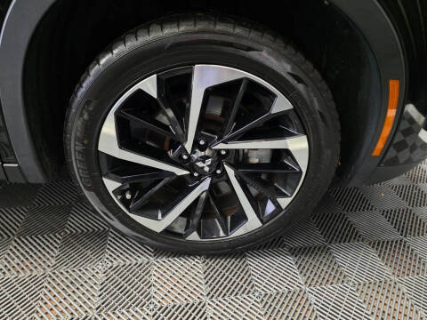 2022 Mitsubishi Outlander ES