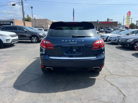 2012 Porsche Cayenne Tiptronic