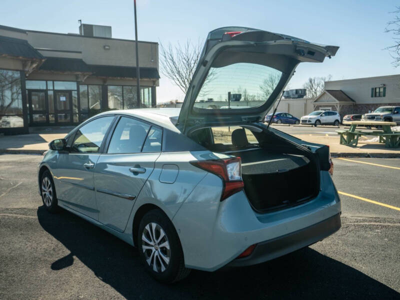 2020 Toyota Prius LE AWD-e