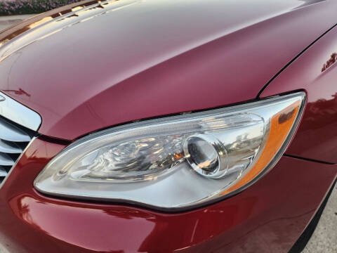 2011 Chrysler 200 Limited