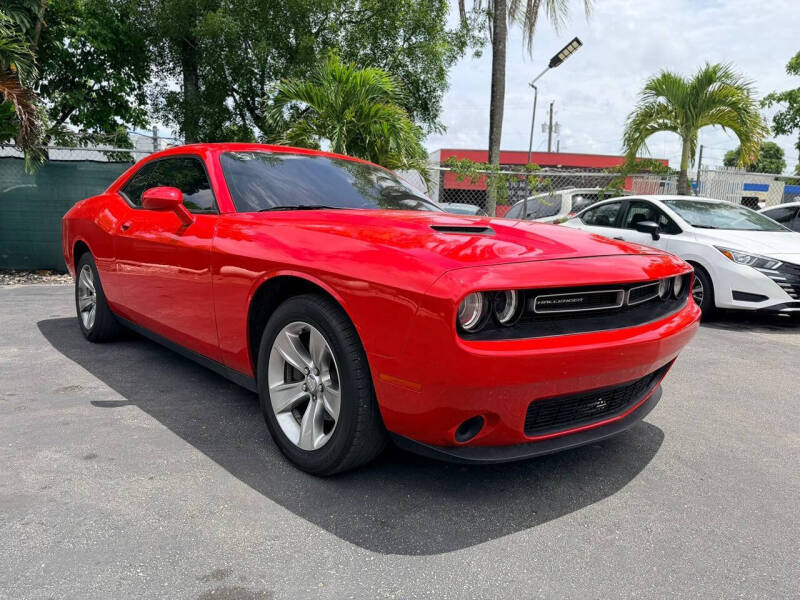 2021 Dodge Challenger SXT