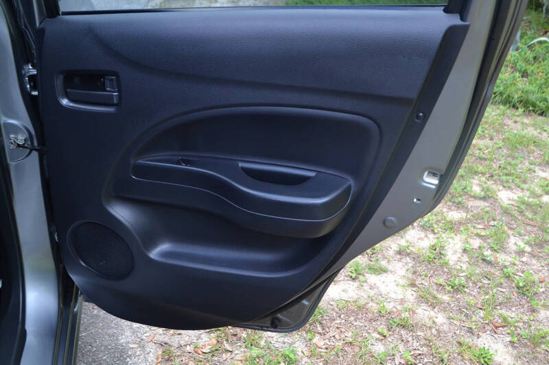 2017 Mitsubishi Mirage ES