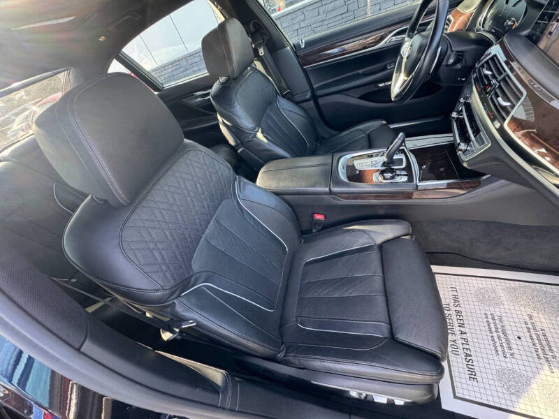 2017 BMW 7 Series 750i xDrive